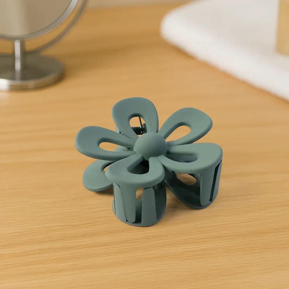 Flower Shaped Hair Claw Clip Main Image 5