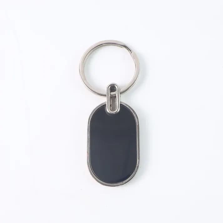 Elegant Black & Silver Oval Metal Keychain for Keys, Bags, and Accessories – Sleek Everyday Key Ring for Men & Women (1 Pc) Main Image 3