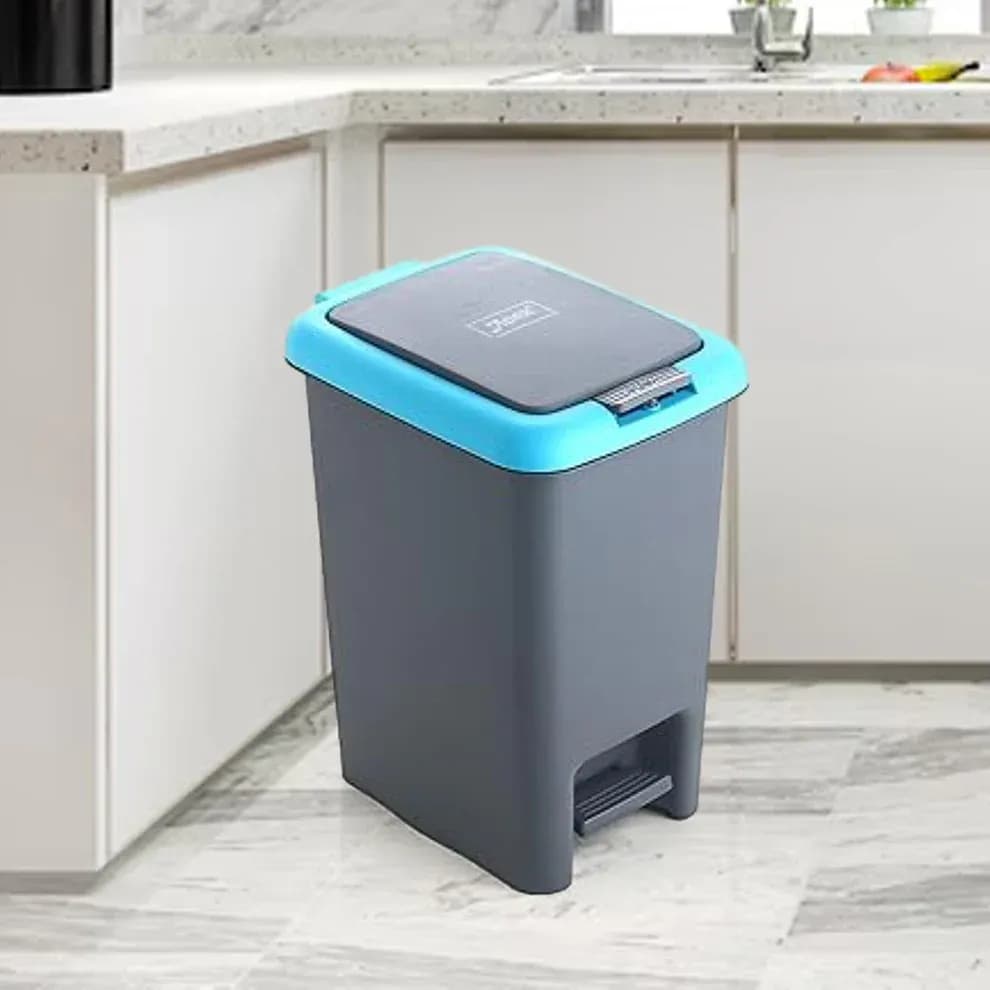 Push N Pedal Dust Bin 6.5 Liters Main Image 4