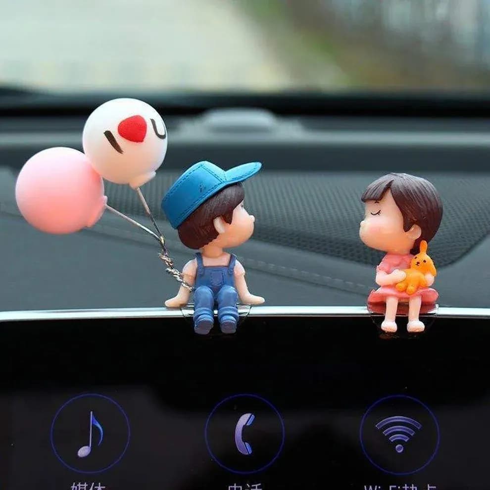 Plastic Cute Couple Car Dashboard Decoration Figurine Set Main Image 2